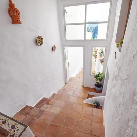 Casa Jazmin, Traditional Townhouse With Great Views Hansonholiday * Frigiliana