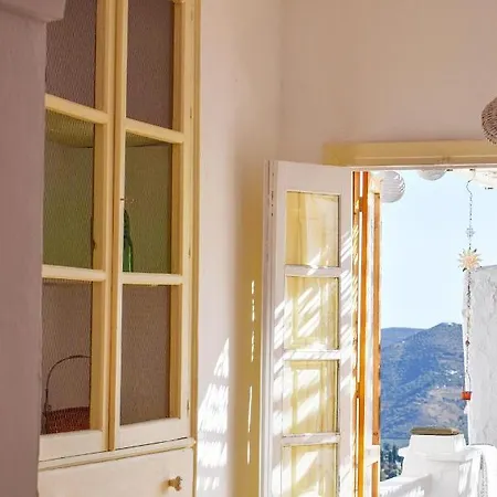 Casa Jazmin, Traditional Townhouse With Great Views Hansonholiday Apartmán